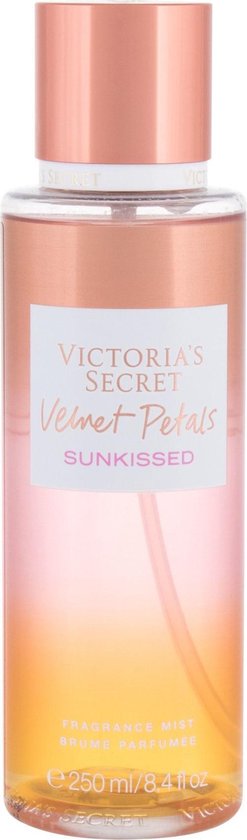 Victoria's Secret Victoria's Secret Velvet Petals Fragrance Mist Spray  248ml