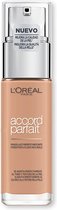 L’Oréal Paris Accord Parfait Foundation - 5.R/C  - Natuurlijk Dekkende Foundation met Hyaluronzuur en SPF 16 - 30 ml