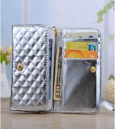 Luxe telefoon hand tasje (M) met gestikt ruit patroon, wallet cover met Chanel patroon, zilver , merk i12Cover