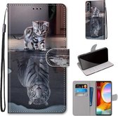 Voor LG Fluwelen Gekleurde Tekening Cross Textuur Horizontale Flip PU Lederen Case met Houder & Kaartsleuven & Portemonnee & Lanyard (Kat Wordt Tijger)