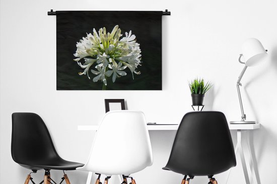 Tapisserie Plantes sur fond noir - Un agapanthe blanc en fleurs sur fond sombre Tapisserie en coton 90x67 cm - Tapisserie avec photo