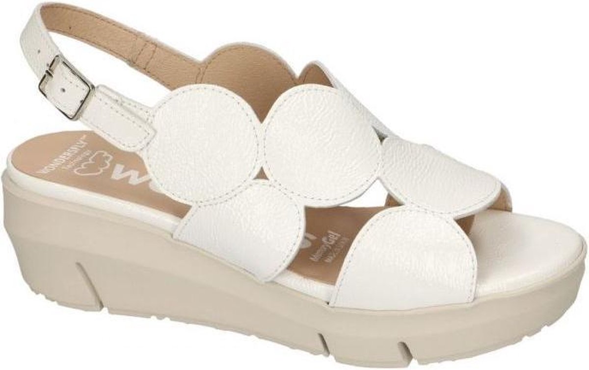 witte sandalen maat 39