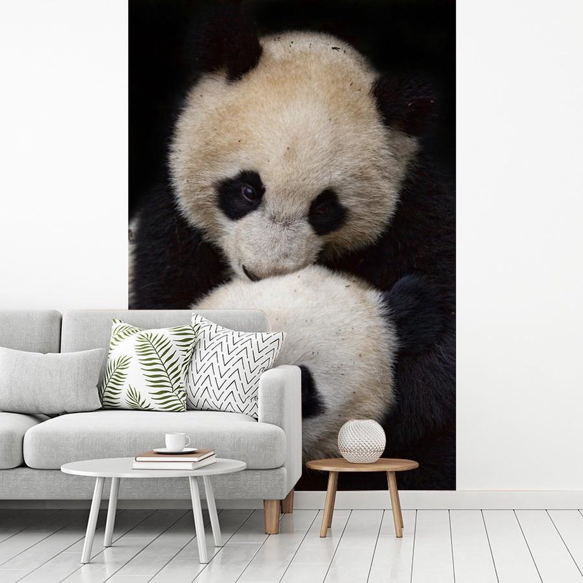 Behang - Fotobehang - Twee panda's zijn beste vrienden - Breedte 180 cm x hoogte 280 cm