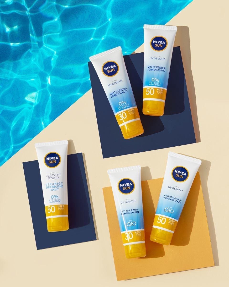 NIVEA SUN UV Gezicht Anti-Age Q10 zonnebrandcrème met factor 50 voor normale tot droge huid. Directe bescherming, lichte textuur.