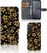Telefoonhoesje Geschikt voor Sony Xperia 10 V Bookcase Cadeau voor Oma Gouden Bloemen