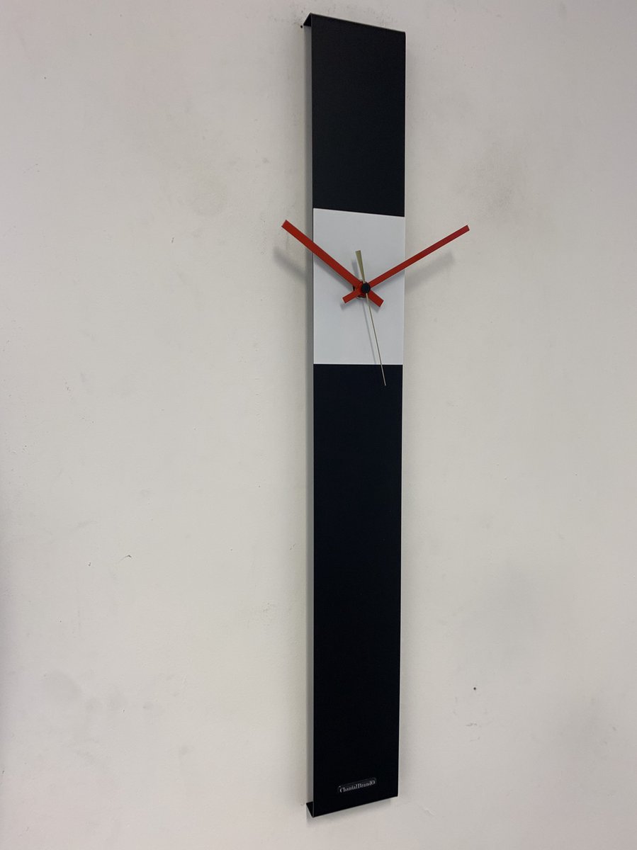 Wandklok CHANTALBRANDO SUMMIT BLACK & WHITE MODERN DESIGN = ZWART & WIT
