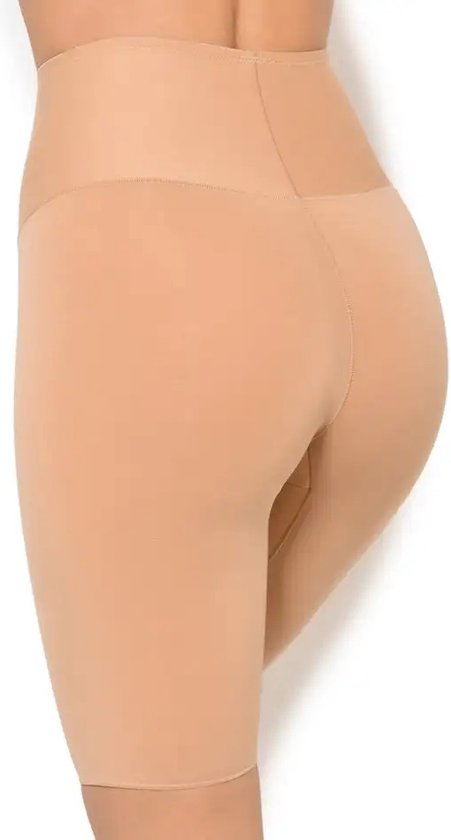 Achterkant van een huidskleurige corrigerende tailleshort met lange pijpen.
