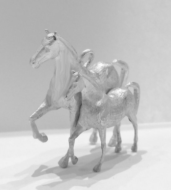 Hetty'S - Handgemaakte - Unieke Grote zilveren 3-D hanger van 2 paarden - Merrie met veulen -