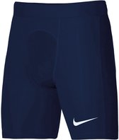 Pantalon de sport court Nike Dri- FIT Strike pour homme - Taille S