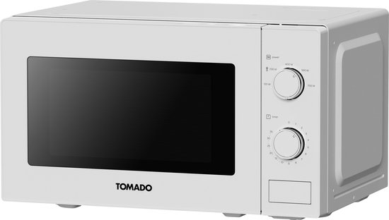 Witte Tomado solo magnetron met gesloten deur. Bedieningsknoppen met vermogens- en tijdaanduiding aan de rechterzijde.