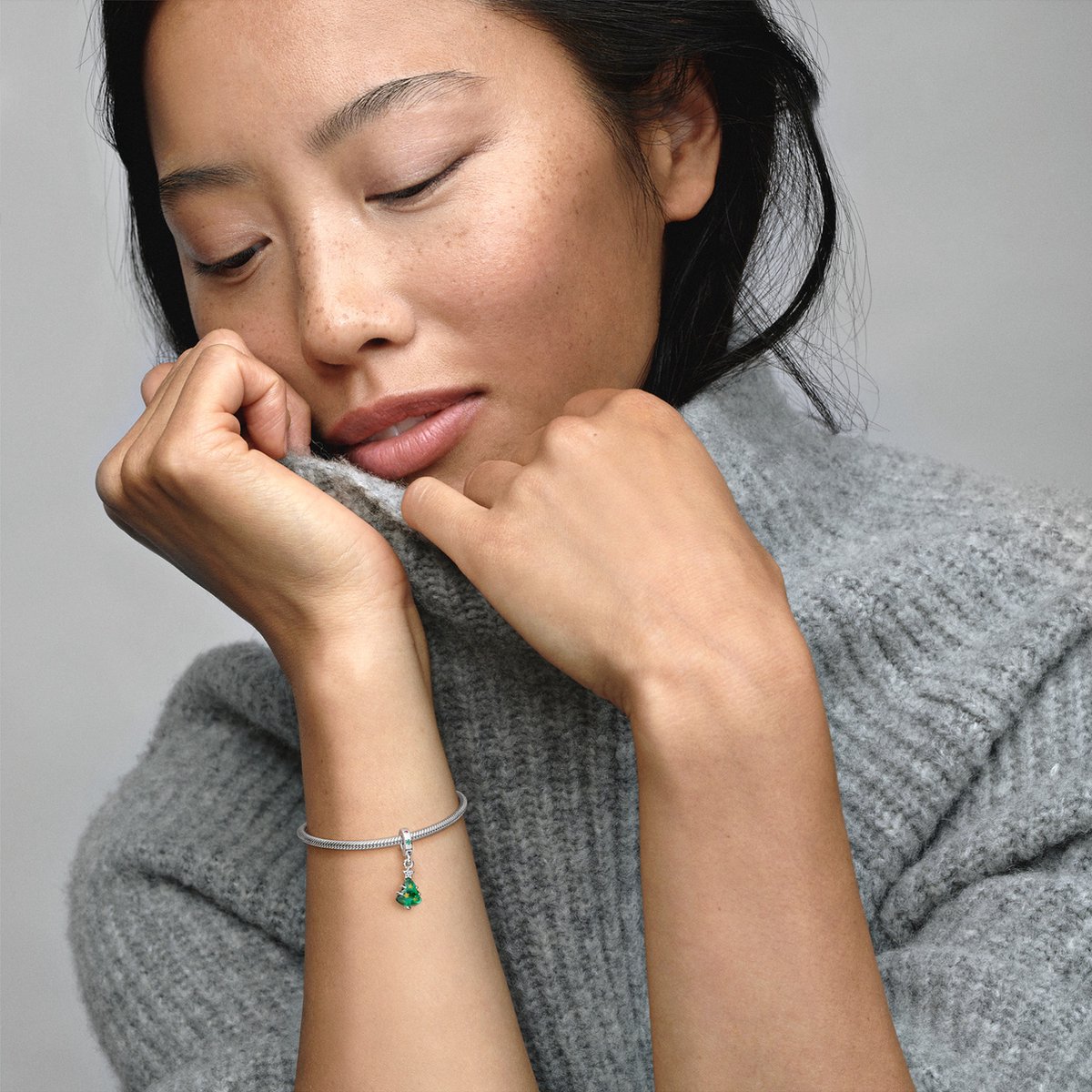 Pandora Bedel Kerstboompje 792983C01 — cadeau in Sieraden - foto 3