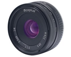 Mcoplus Mco-32mm-f/1.6 Zwart vor Sony E-mount