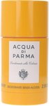 Oranje Acqua Di Parma deodorantstick met wit label: "ACQUA DI PARMA", "Deodorante alla Colonia", wapenschild en "75 ml DEODORANTE SENZA ALCOOL 2.5FL"