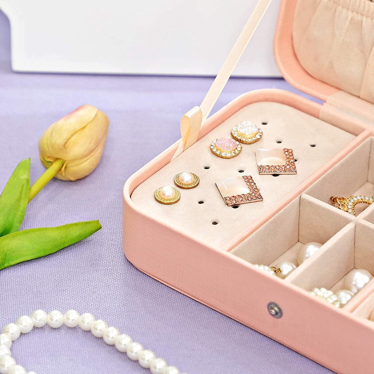 Sieradendoos Kleine sieradendoos Reissieradenorganisatorkoffers Sieradenopbergdoos voor ketting, oorbellen, ringen, armband (doos-wit, roze) Sieradenkofferorganisator (Kleur: Roze A