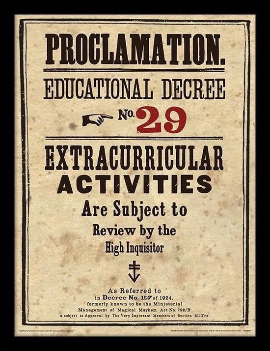 HARRY POTTER - Framed 30X40 Print - Educational Decree No. 29 | bol.com