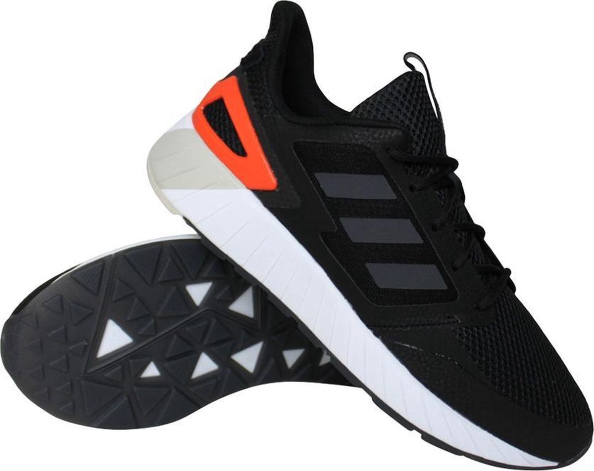 adidas questar strike