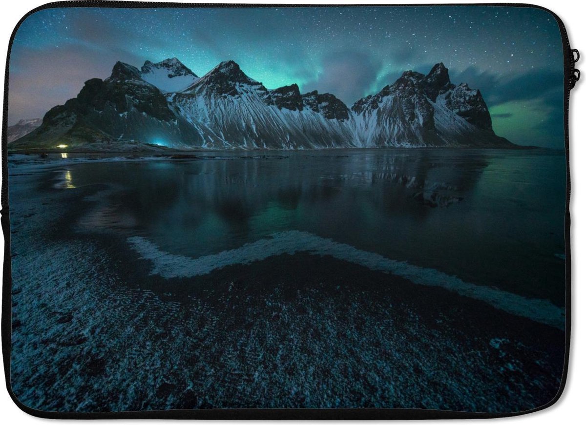 Laptophoes 13 inch 34x24 cm - Hemel nacht - Macbook & Laptop sleeve Noorderlicht bij poollicht - Laptop hoes met foto