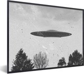 Cadre photo avec affiche - Ufo - Vintage - Arbre - Zwart - Wit - 80x60 cm - Cadre pour affiche