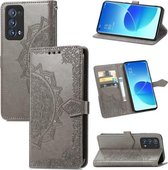 Voor OPPO Reno6 Pro + 5G Mandala Bloem Reliëf Horizontale Flip Lederen Case met Houder & Drie Kaartsleuven & Portemonnee & Lanyard (Grijs)