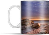 Mok - Een zonsondergang voor het strand van Cornwall - 350 ml - Beker