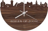 Skyline Klok Bergen op Zoom Notenhout - Ø 40 cm - Woondecoratie - Wand decoratie woonkamer - WoodWideCities