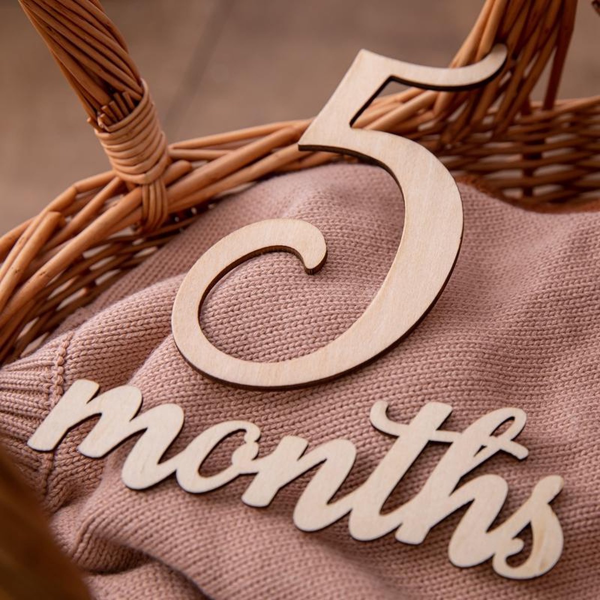Goedkoopste Houten mijlpaal cijfers en woorden| Zwangerschap aankondiging|Pregnancy announcement |Cake topper|Fotografie|By Charley Fay| Mijlpaal fotografie|Kraamkado|Babyshower|