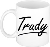 Trudy naam cadeau mok / beker sierlijke letters - Cadeau collega/ moederdag/ verjaardag of persoonlijke voornaam mok werknemers