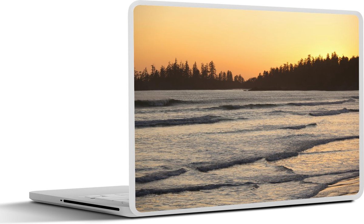 Afbeelding van product SleevesAndCases  Laptop sticker - 13.3 inch - Gekleurde lucht boven het Canadese nationaal park Pacific Rim
