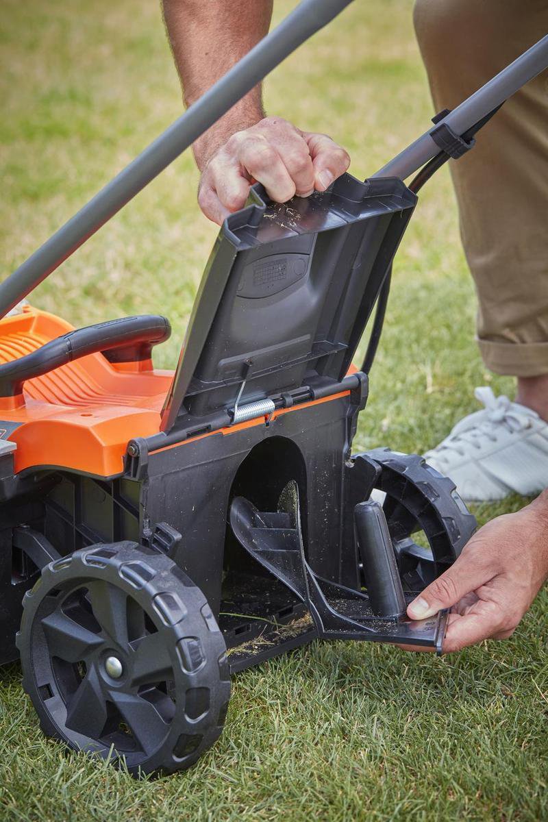 BLACK+DECKER 18V 33cm Grasmaaier, 35L opvangbak zonder accu en lader - BCMW3318N-XJ – foto 4