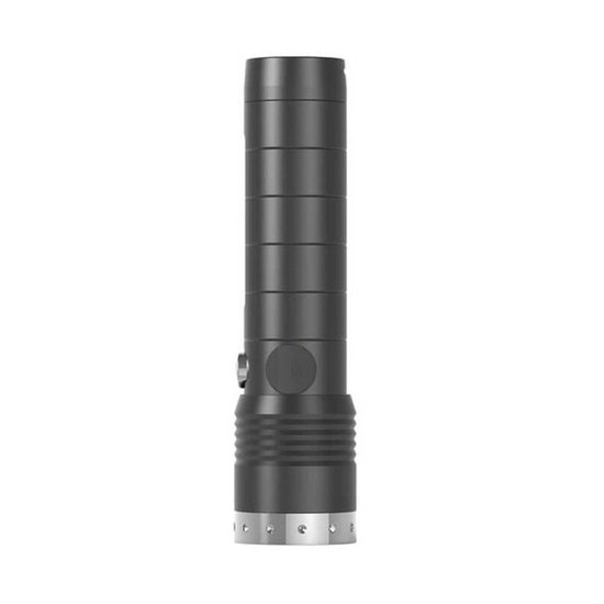 Zwarte zaklamp met geribbelde grip en zilverkleurige onderkant.