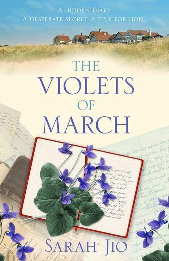 Boek kaft met de titel 'The Violets of March', met viooltjes en oude brieven.