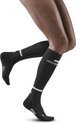 CEP the run socks - woman - III - zwart - tot onder de knie met voet - per paar
