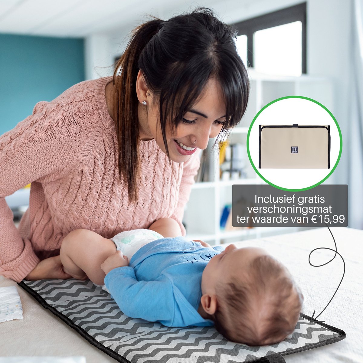 Brisby slijtvaste Luiertas – verzorgingstas - Two Tone Creme en Zwart PU - Inclusief Verschoonmatje - Isoleervakken - Met Geïntegreerde Kinderwagen haken thumbnail 6
