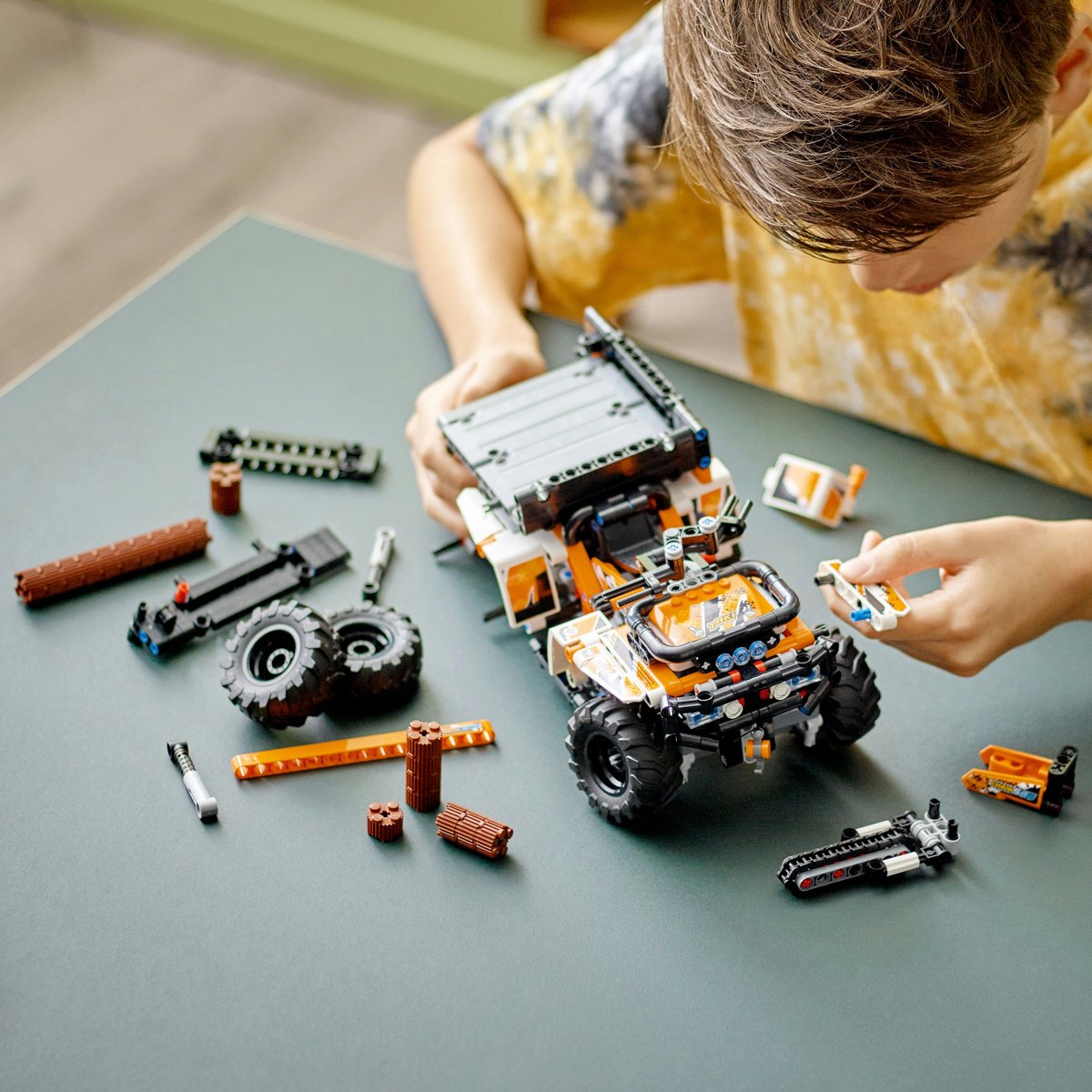 LEGO Technic Terreinwagen - 42139 — afbeelding 4