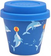 Quy Cup - 90ml Ecologische Reis Beker - Espressobeker "Delfino - Dolfijn" met blauw siliconen deksel 7x7x7cm