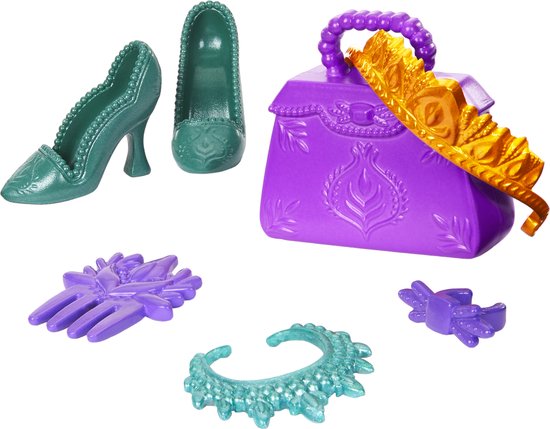 Paarse handtas, gouden kroon, groene schoenen, paarse en turquoise accessoires.