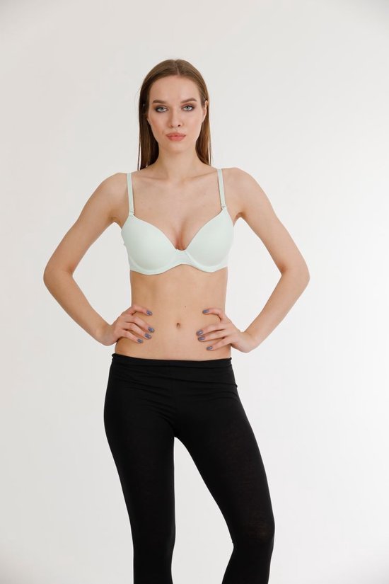 Soutien-gorge classique à armatures Gaby Empreinte couleur Noir tailles 85 90 95 100 105 110