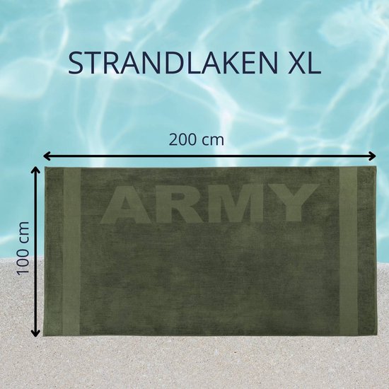 Groen "STRANDLAKEN XL" 100x200 cm met "ARMY" tekst