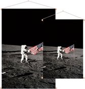 Exploring lunar ocean of storms (maanlanding) - Foto op Textielposter - 120 x 180 cm