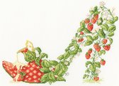Bothy Threads Sally King Strawberries And Cream borduren (pakket) XKS19
