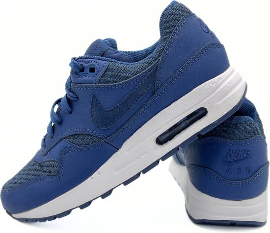 nike air max one navy blue