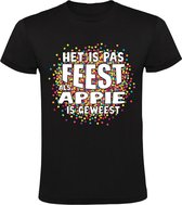 Het is pas feest als Appie is geweest Heren T-shirt - carnaval - feestje - party - confetti - festival - humor - grappig