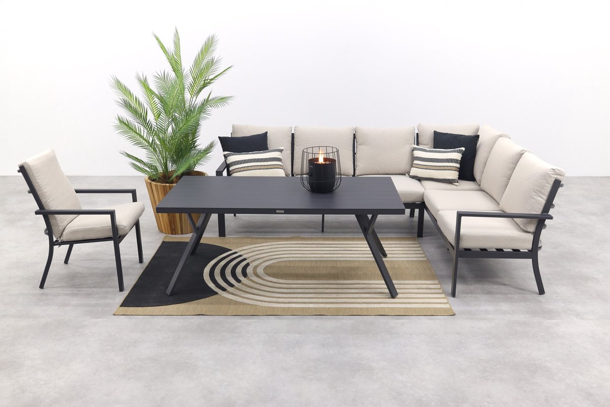 Luxe tuinlounge dining set in Carbon/Desert kleurstelling met 3 stoelen.