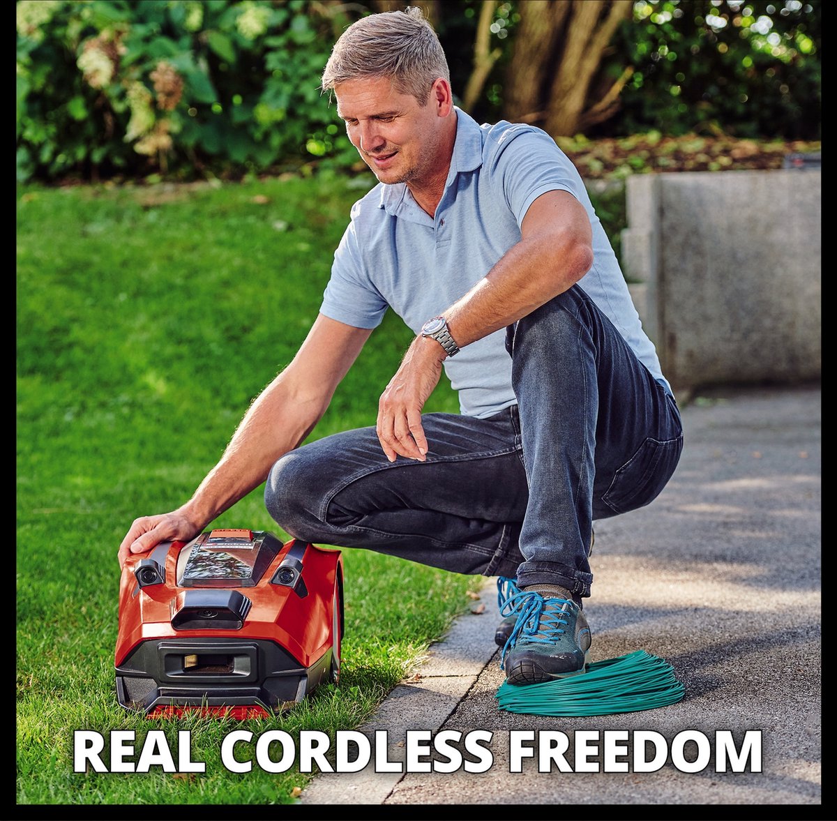 Afbeelding 3 van Einhell Accu Robotmaaier FREELEXO CAM 500 - 18 V/Li-ion - Power X-Change - Camera in plaats van begrenzingsdraad - Aanbevolen gazonoppervlakte: tot 500 m² - Maaibreedte 18 cm - Diefstalbeveiliging - Incl. 1x 3.0 Ah Accu