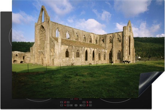 KitchenYeah® Inductie beschermer 81x52 cm - Zijaanzicht van de Tintern Abbey in Wales - Kookplaataccessoires - Afdekplaat voor kookplaat - Inductiebeschermer - Inductiemat - Inductieplaat mat