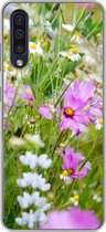 Geschikt voor Samsung Galaxy A50 hoesje - Bloemen - Natuur - Groen - Gras - Paars - Wit - Siliconen Telefoonhoesje