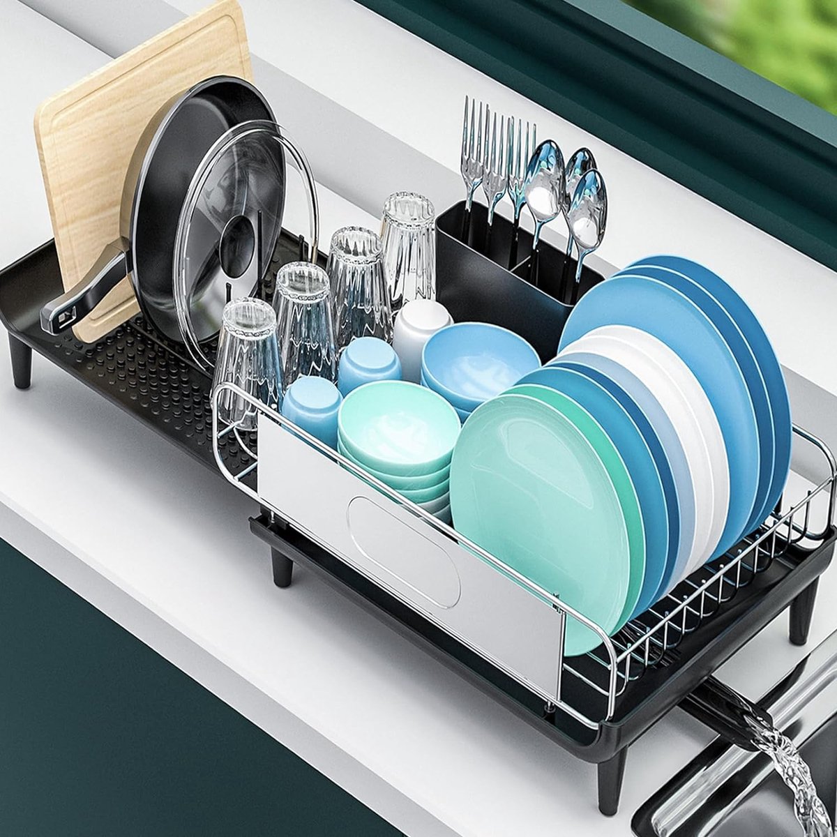Goedkoopste Dish Drainer Expandable Dish Rack with Raised Fence, Foldable Stainless Steel Dish Drainer with Removable Cutlery Holder, Plate Rack and Swivel Drainage Spout, Black