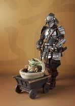 Star Wars: The Mandalorian - Ronin Mandalorian Beskar Armor et Grogu PVC Statue