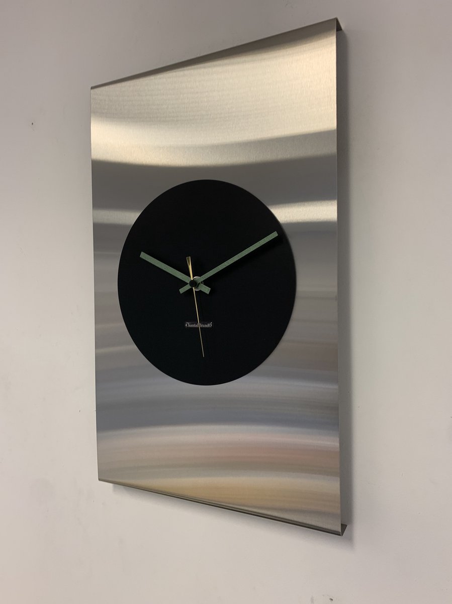 Wandklok CHANTALBRANDO -- NEW JERSEY -- SILVER & BLACK -- MODERN DESIGN