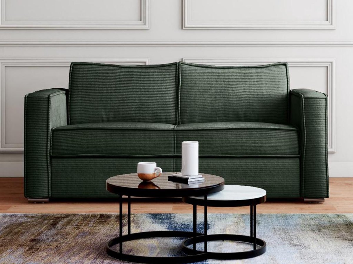Vente-unique Express-driezitsslaapbank van spargroen ribfluweel - Bed 140 cm - Matras 18 cm LORETO Dennengroen